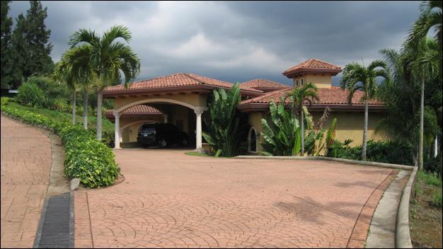 Costa Rica Properties